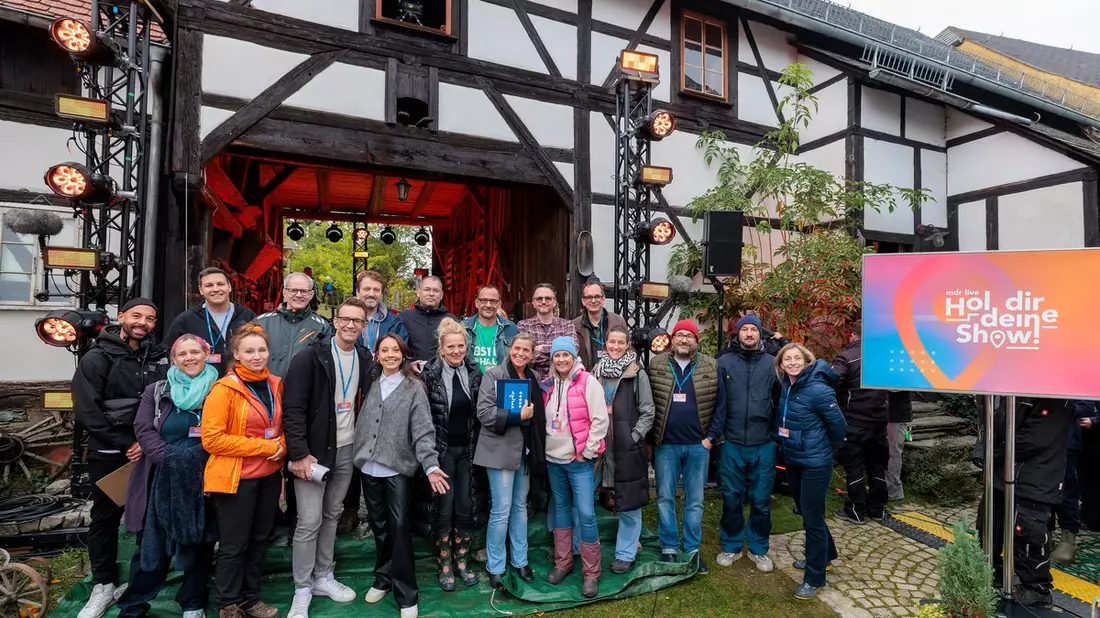 Erfolgreiche MDR-Premiere in Thüringen: Nitschareuth feiert Erntedank mit „Hol dir deine Show!“ - Bild: presseportal.de