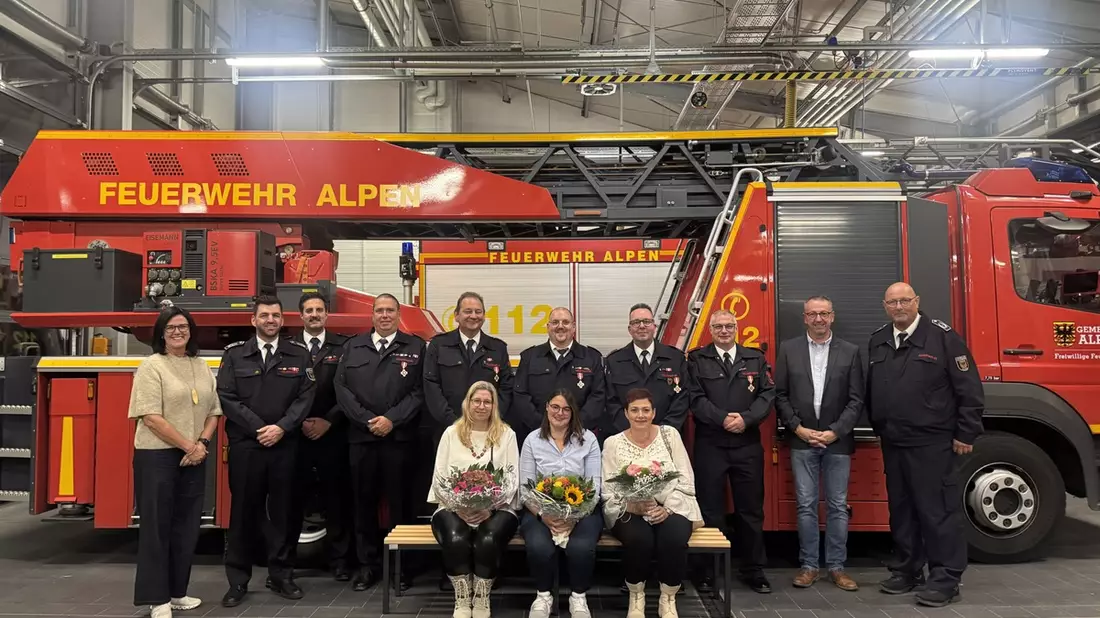 FW Alpen: Jubiläumsfeier in der Einheit Alpen - Bild: presseportal.de