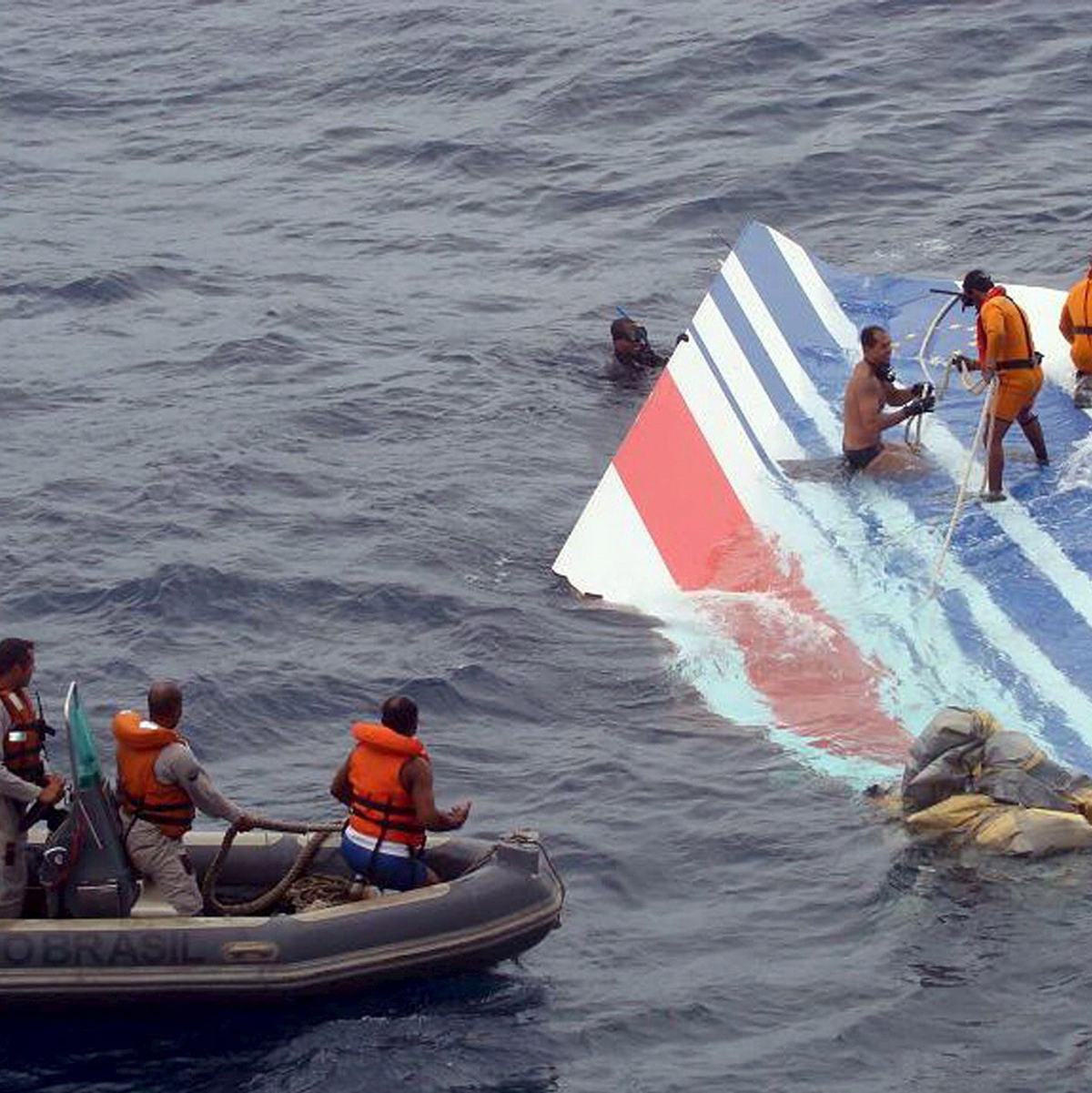 Das Verfahren um den tödlichen Absturz des Flugs Rio-Paris wird neu aufgerollt. (Archivbild) - Foto: --/dpa