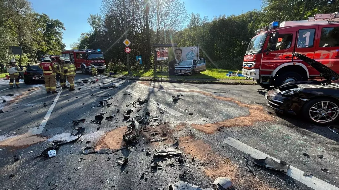 POL-RBK: Odenthal - Vier Menschen bei Verkehrsunfall schwer verletzt - Bild: presseportal.de