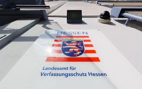 Das Landesamt für Verfassungsschutz hatte den hessischen AfD-Landesverband im September 2022 als sogenanntes Beobachtungsobjekt eingestuft. (Archivbild) - Foto: Lando Hass/dpa