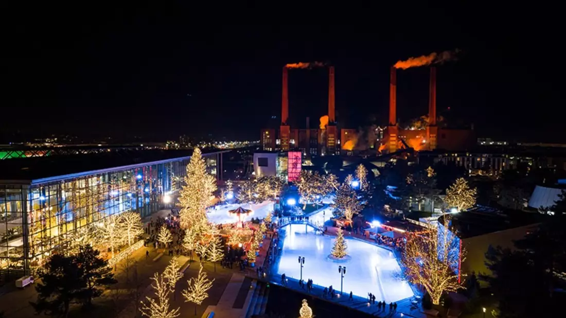 Winterzauber in der Autostadt: Spaß, Schnee und festliche Momente - Bild: presseportal.de