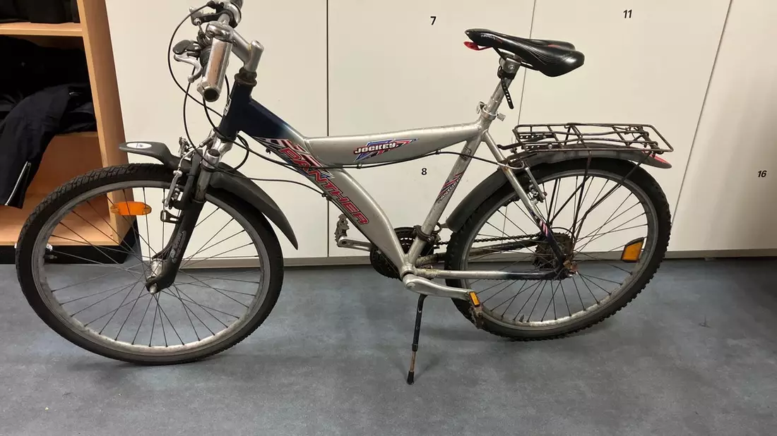 POL-STD: Buxtehude: Wem gehört das Fahrrad? (Foto) - Bild: presseportal.de