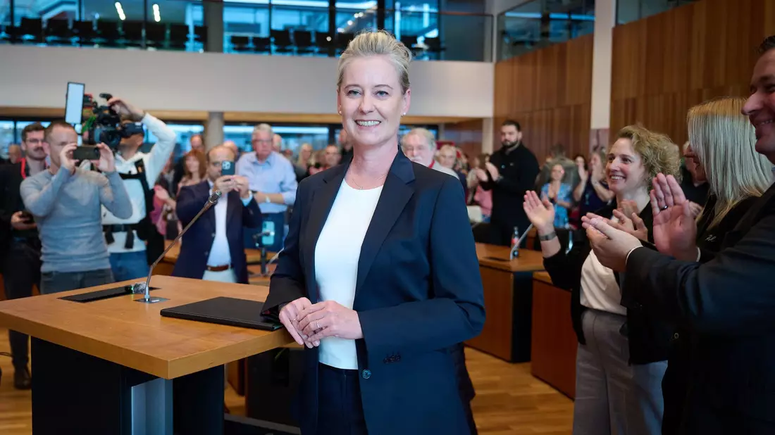 In Gelsenkirchen siegte die SPD-Politikerin Andrea Henze über den AfD-Herausforderer. - Bild: Bernd Thissen/dpa