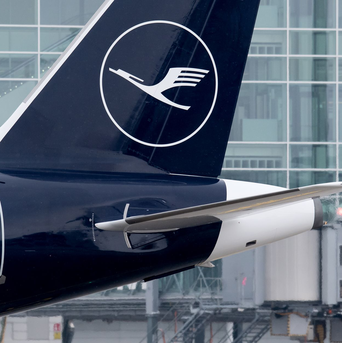 Die Piloten der Lufthansa haben über einen Streik abgestimmt.  - Foto: Sven Hoppe/dpa