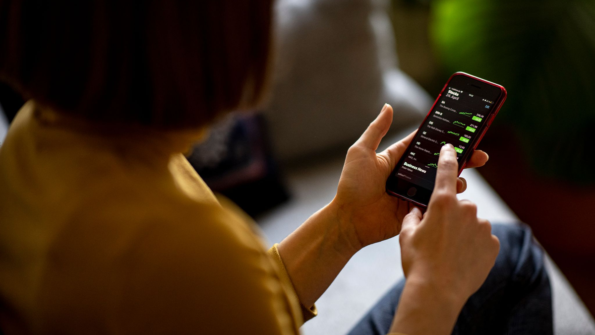 Die EU möchte, dass sich mehr Kleinanleger auf den Finanzmärkten betätigen. (Symbolbild)  - Foto: Fabian Sommer/dpa