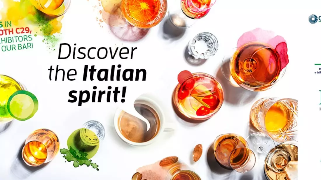 Gemeinschaftsstand der Italian Trade Agency auf dem Bar Convent Berlin 2025: 21 Aussteller aus 11 italienischen Regionen laden zu spannenden Tastings mit Experte Peter Douglas ein - Bild: presseportal.de