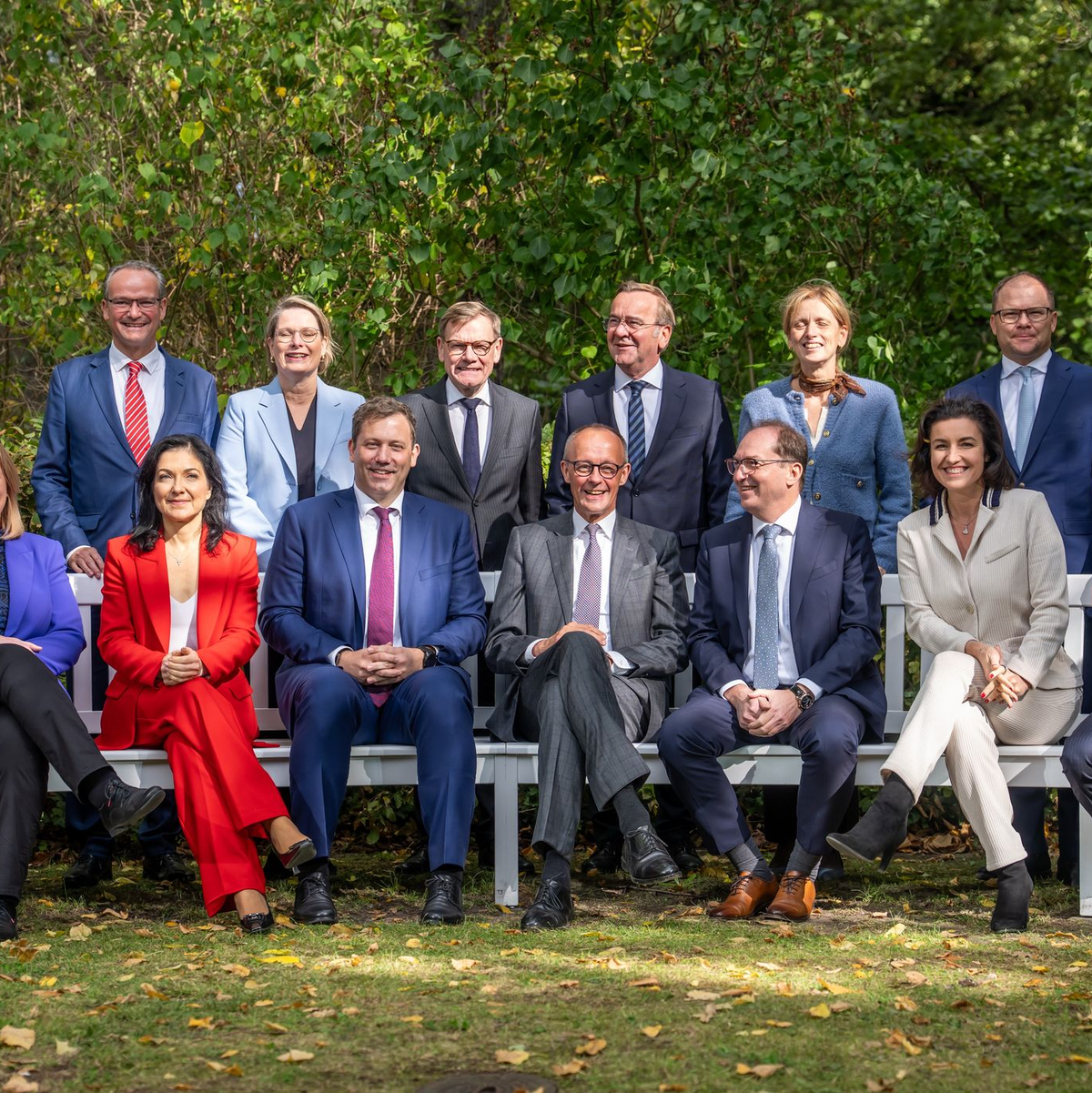 Beim Gruppenfoto fehlte Schnieder.  - Foto: Michael Kappeler/dpa