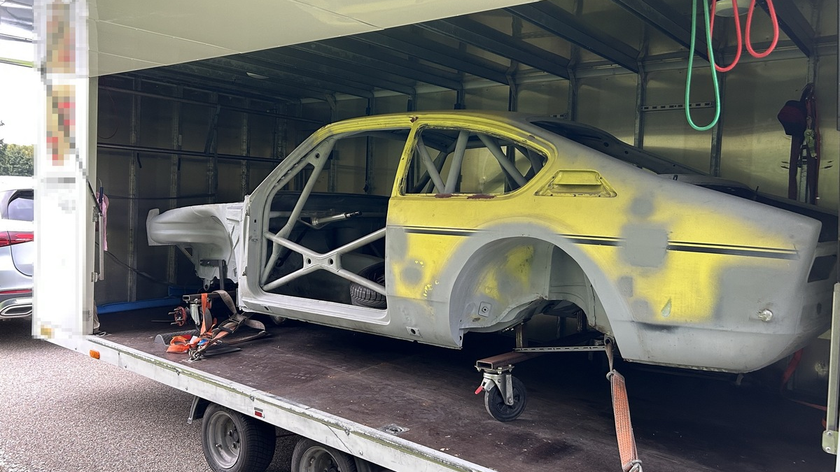 HZA-UL: Opel-Rennkarosserie aus der Schweiz nachverzollt - Foto: presseportal.de