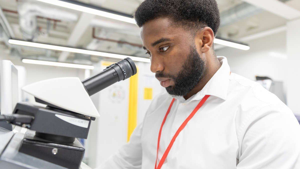 Neue klinische Studie belegt, dass orale Nikotinbeutel eine wirksame Nikotinaufnahme gewährleisten und damit ihre Rolle bei der Risikoreduzierung für Raucher*innen untermauern - Foto: presseportal.de
