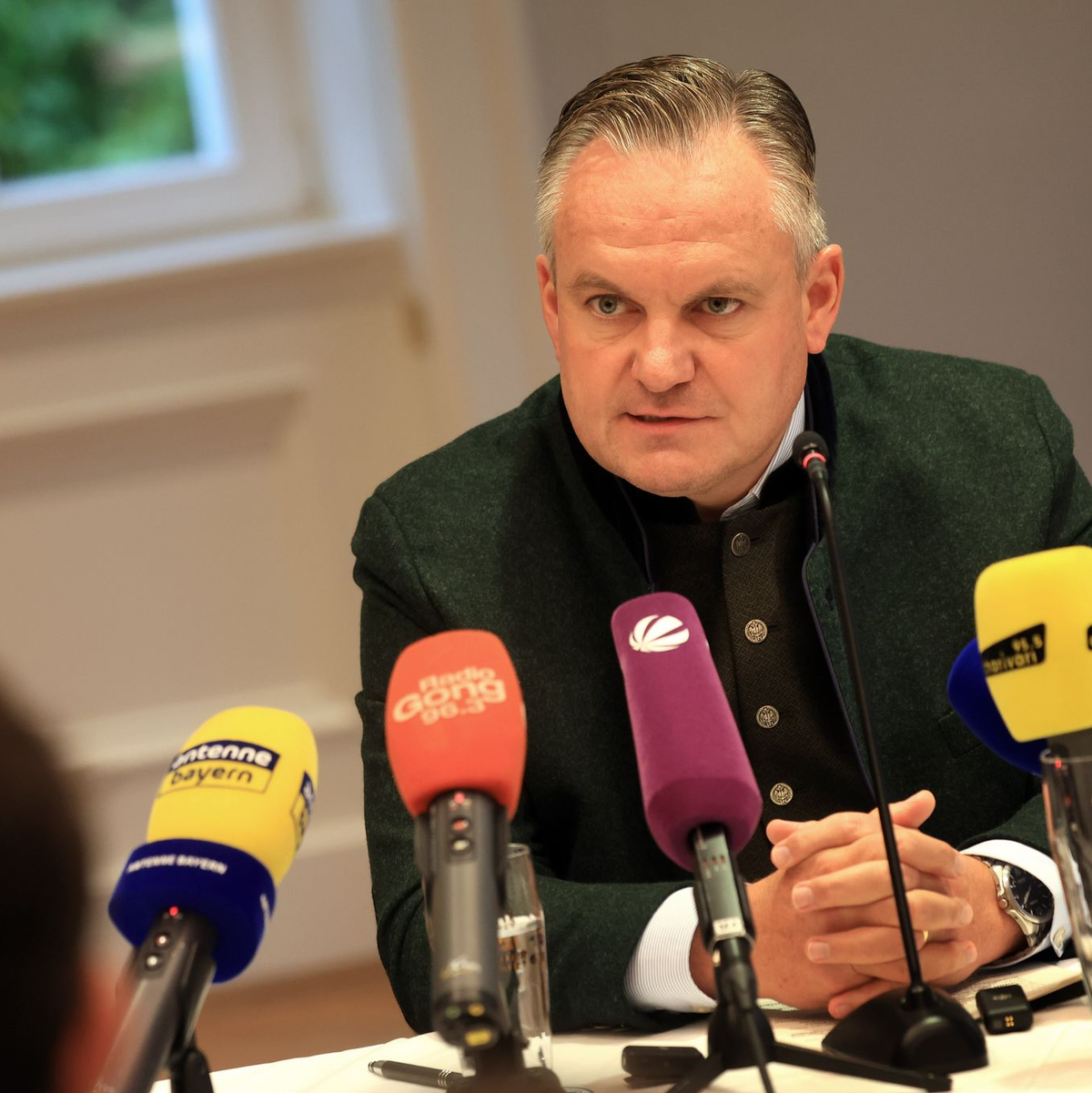 Wiesn-Chef Christian Scharpf räumt Fehler beim Umgang mit Überfüllung ein. (Archivbild) - Foto: Karl-Josef Hildenbrand/dpa