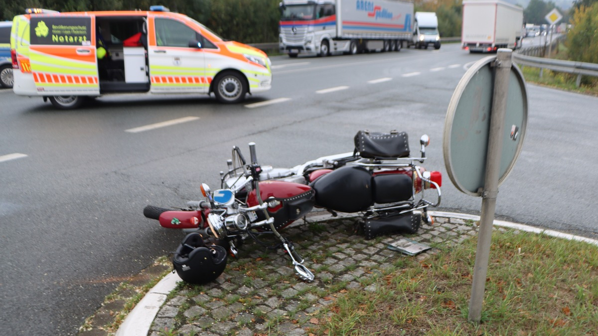 POL-HX: Motorradfahrer bei Unfall schwer verletzt - Foto: presseportal.de