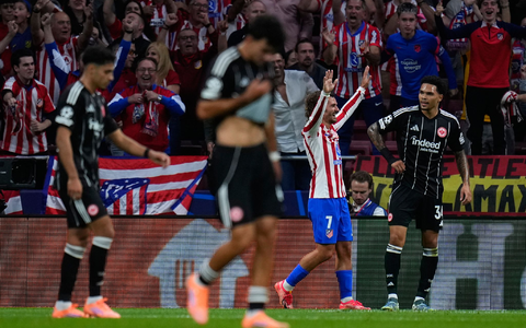 Für Eintracht Frankfurt gab es in Madrid fünf Gegentore. - Foto: Manu Fernandez/AP/dpa