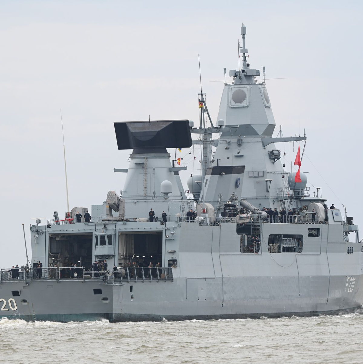 Mehrere Länder schicken Streitkräfte als Unterstützung für den Schutz der Gipfeltreffen in Kopenhagen. - Foto: Lars Penning/dpa