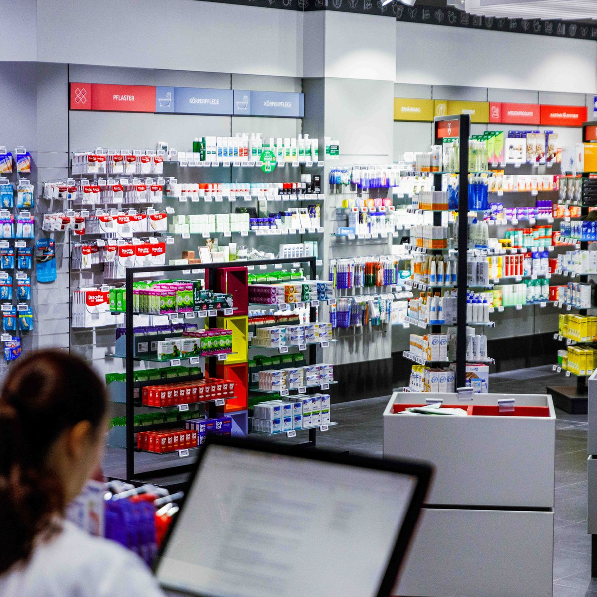 Auch Apotheken nutzen die ePAs, die Medikamentenlisten enthalten. (Archivbild) - Foto: Carsten Koall/dpa