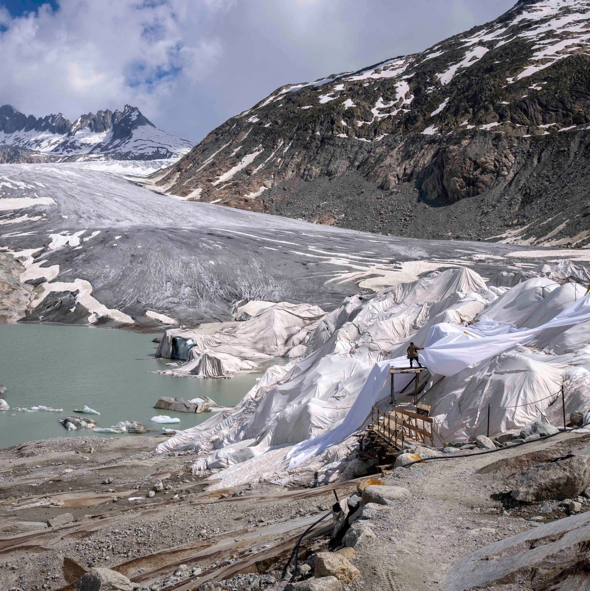 Der Rhonegletscher in der Nähe von Goms - Foto: Matthias Schrader/AP