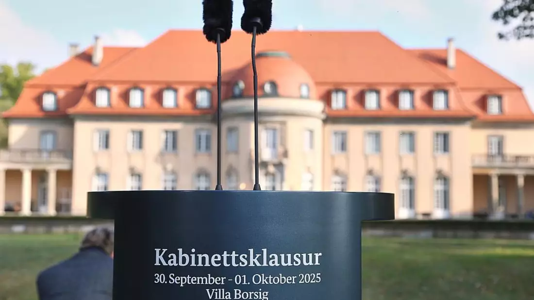 Kabinettsklausur in der Villa Borsig am 01.10.2025 - Bild: über dts Nachrichtenagentur