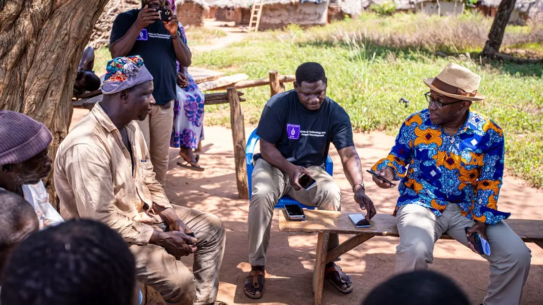 EBS und NYU starten Forschungszentrum - Blockchain stärkt 50.000 Bauern in Afrika - Bild: presseportal.de