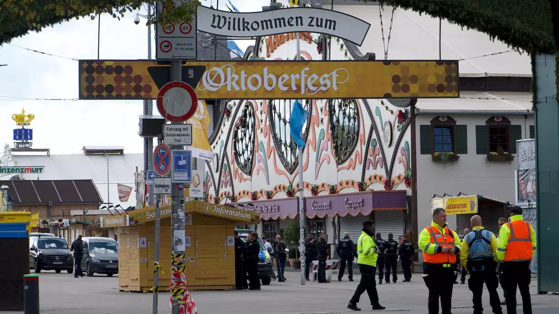 Die Wiesn blieb geschlossen. - Bild: Michael Faulhaber/dpa