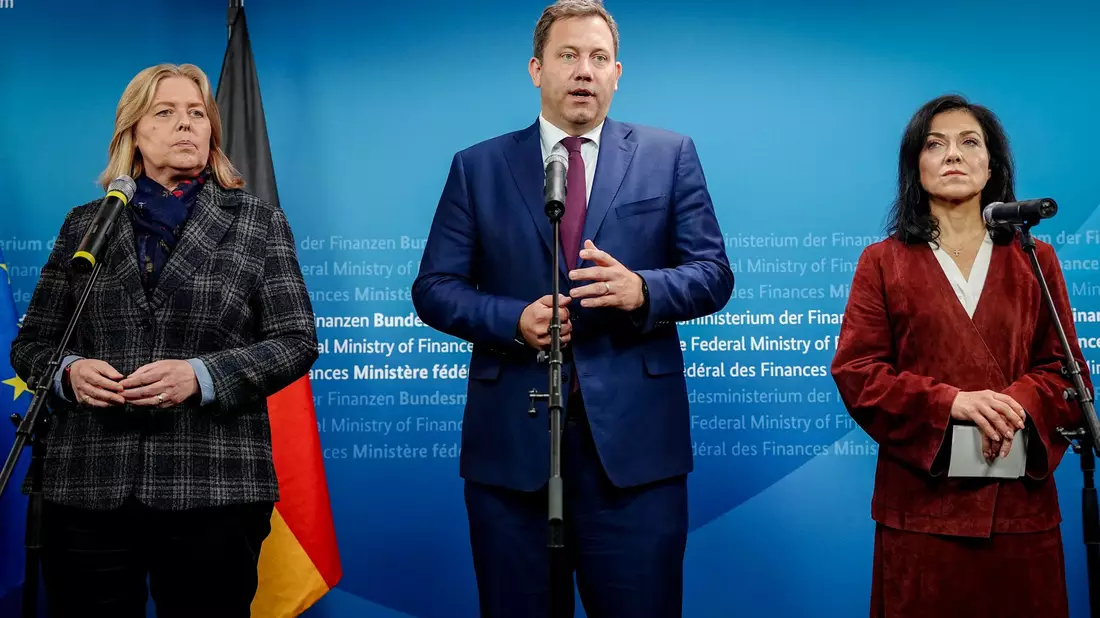 Der Finanzminister und die Wirtschaftsministerin ziehen an einem Strang. - Bild: Kay Nietfeld/dpa