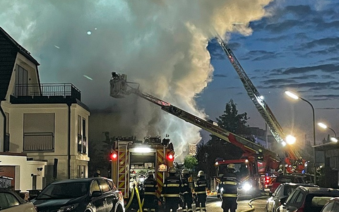 FW-M: Explosionen in Wohnhaus (Lerchenau) - Foto: presseportal.de