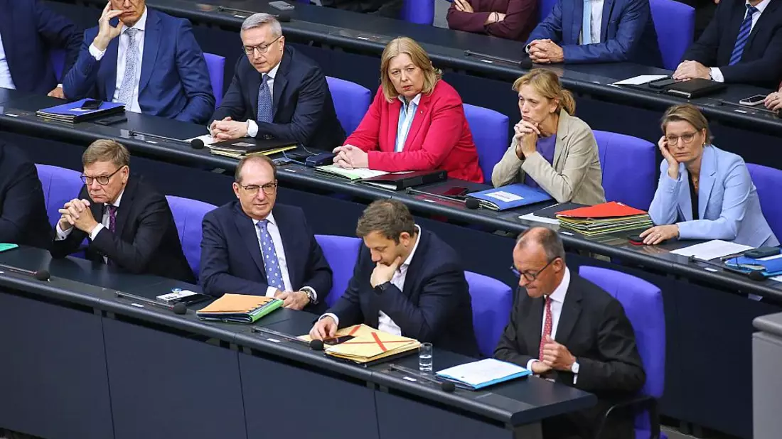 Wichtige Teile der Bundesregierung mit dem Bundeskanzler (Archiv) - Bild: über dts Nachrichtenagentur