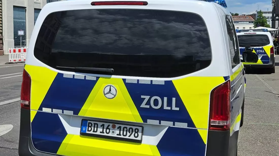 HZA-SI: Zoll vollstreckt offene Personenbeförderungsabgaben - Bild: presseportal.de