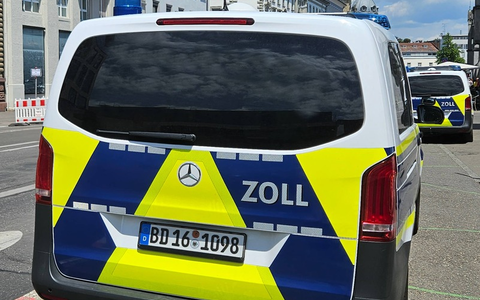 HZA-SI: Zoll vollstreckt offene Personenbeförderungsabgaben - Foto: presseportal.de
