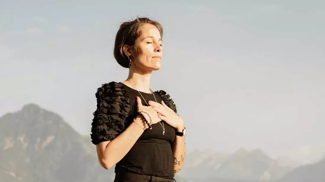 Lerne zu verlieren – und gewinne dich selbst zurück: Wie Isabelle Tschumi Frauen zu neuer Stärke und emotionaler Freiheit führt - Bild: presseportal.de