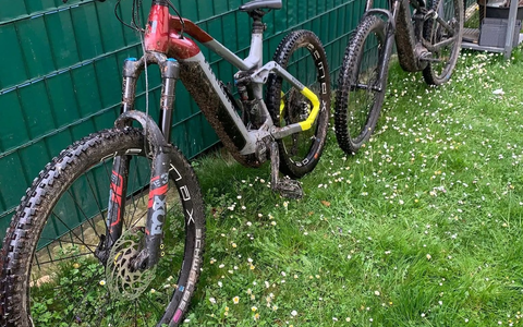 POL-GÖ: (335/2025) Diebstahl zweier E-Bikes aus Hauseingang in Hann. Münden - Polizei sucht Zeugen - Foto: presseportal.de