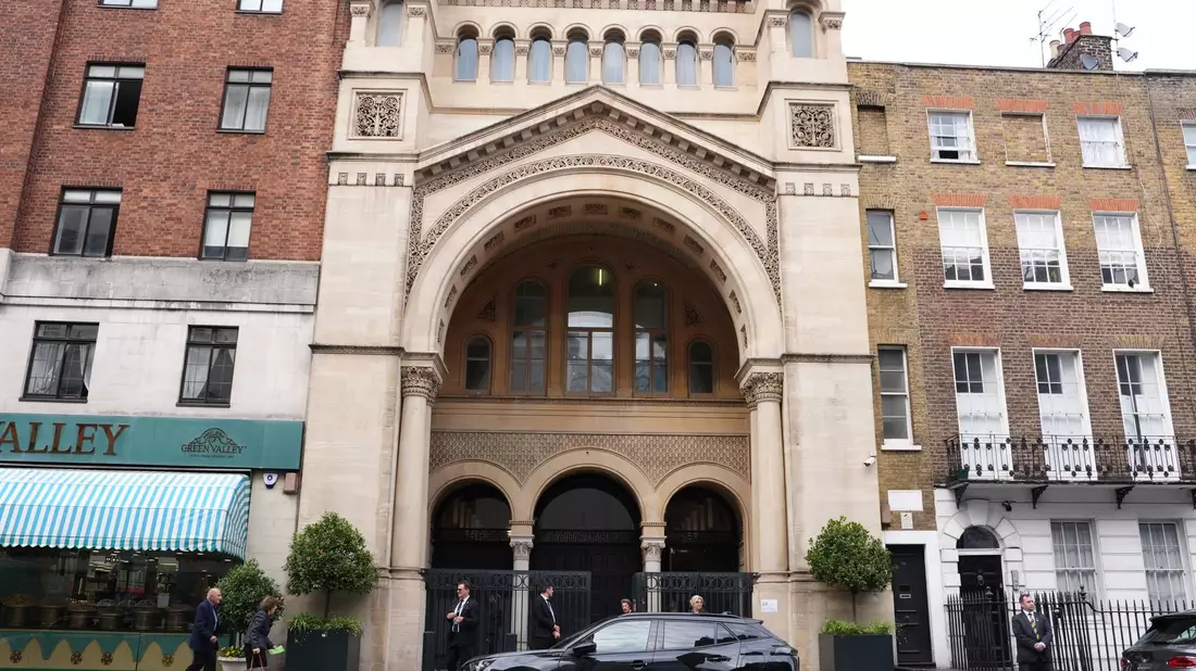 Nach dem Angriff vor einer Synagoge in Manchester geht die Polizei von Terror aus.  - Bild: Jonathan Brady/PA Wire/dpa