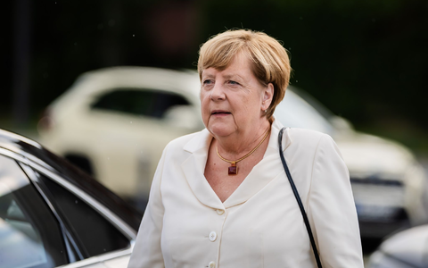 Merkel geht hart mit der AfD ins Gericht. (Archivbild) - Foto: Christoph Soeder/dpa