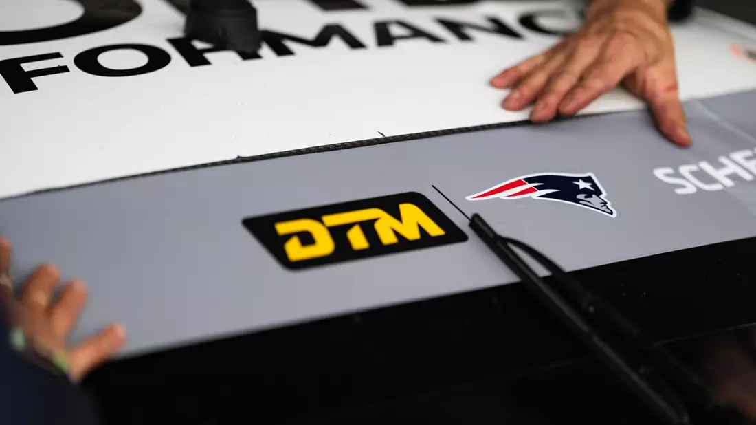 Gemeinsam zu Höchstleistungen: DTM und New England Patriots bringen Football und Motorsport zusammen - Bild: presseportal.de