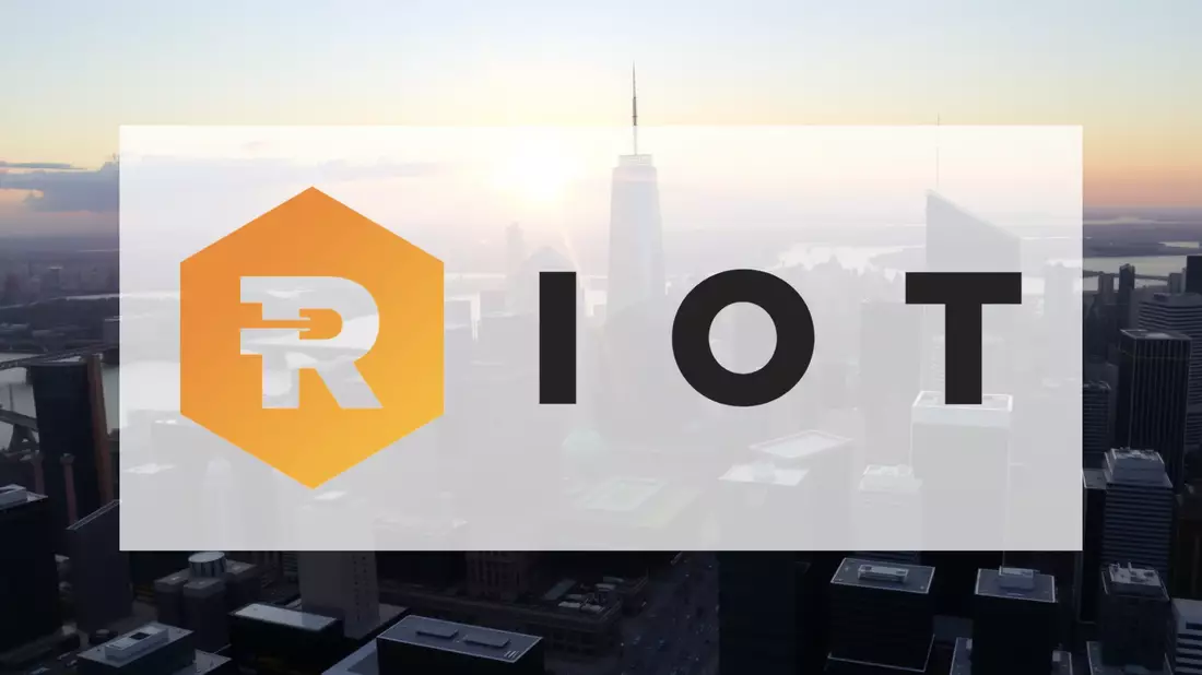 Riot Blockchain Stock Surges Amid Renewed Bitcoin Momentum Illustration mit AI erstellt übermittelt durch boerse-global.de
