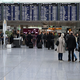 Am Flughafen München sind am Abend erneut Flüge ausgefallen. - Foto: Felix Hörhager/dpa