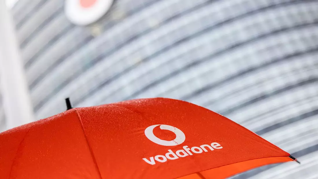 Internetverträge werden teurer - auch bei Vodafone. - Bild: Thomas Banneyer/dpa