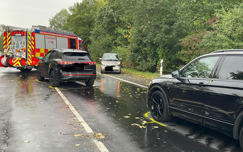 FW Bergheim: Verkehrsunfall mit Verletzten in Bergheim-Kenten Einsatzreicher Tag der Feuerwehr Bergheim - Foto: presseportal.de