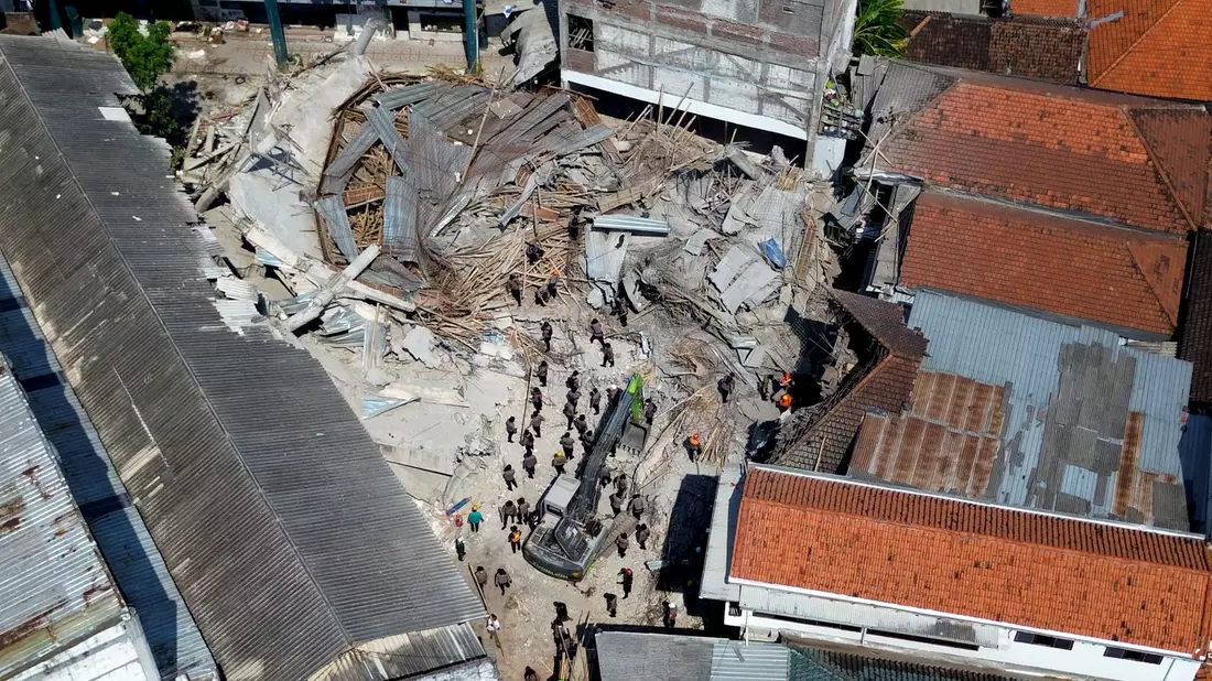 Die Zahl der Toten in Indonesien ist gestiegen. - Bild: Sahlan Kurniawan/XinHua/dpa