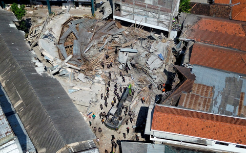 Die Zahl der Toten in Indonesien ist gestiegen. - Foto: Sahlan Kurniawan/XinHua/dpa