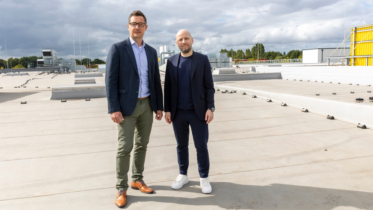 Redevco und GIGA.GREEN schließen strategische Partnerschaft für den bundesweiten Photovoltaik-Ausbau auf Fachmarktzentren - Foto: presseportal.de