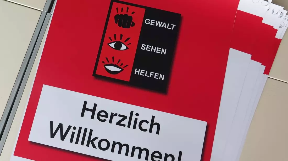 POL-DA: Odenwaldkreis/Bad König: Gewalt - Sehen - Helfen - Workshop in Bad König zum richtigen Umgang mit bedrohlichen Situationen im öffentlichen Raum - Bild: presseportal.de