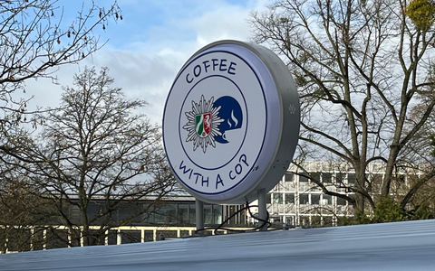 POL-HA: Auf einen Kaffee mit der Polizei - Veranstaltung Coffee with a cop und Beratung zum Thema Taschendiebstahl am 10. Oktober 2025 in der Innenstadt - Foto: presseportal.de