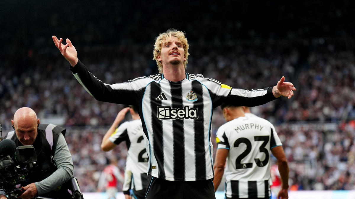 Nick Woltemade kann nicht pünktlich zur Nationalmannschaft kommen.  - Foto: Owen Humphreys/PA Wire/dpa