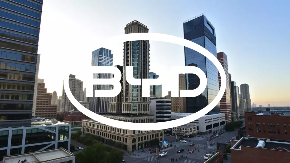 Chinese Automaker BYD Surpasses Tesla in Quarterly Revenue Illustration mit AI erstellt übermittelt durch boerse-global.de
