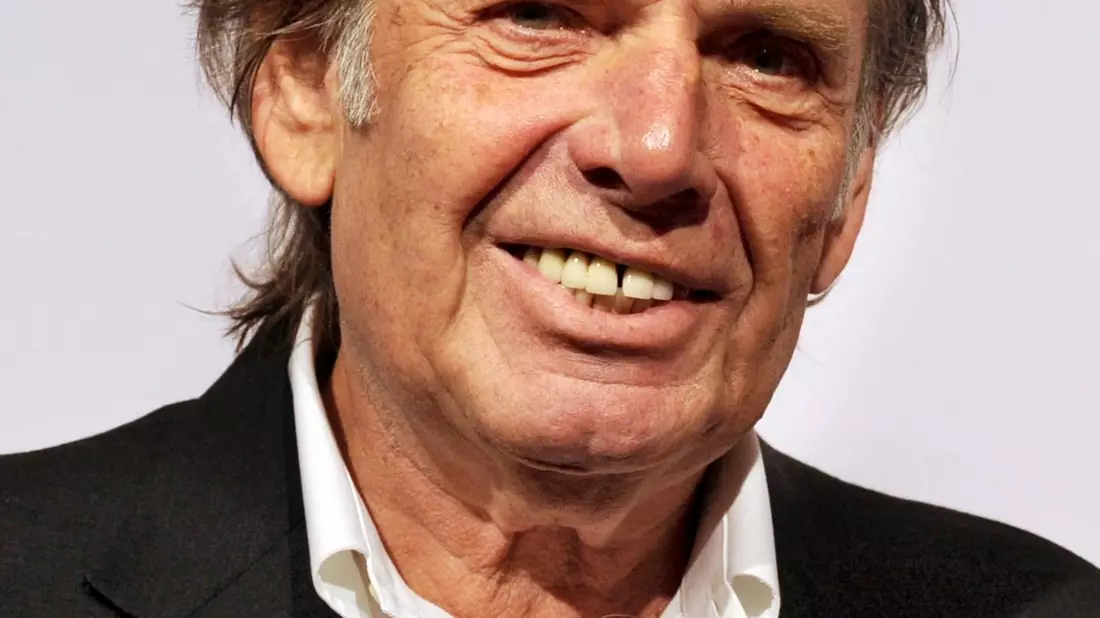 Er zählte zu den bekanntesten Kolumnisten in Deutschland: Franz Josef Wagner ist tot. - Bild: picture alliance / dpa
