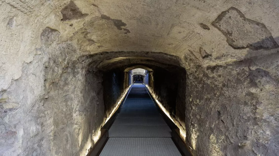 Nur an bestimmten Tagen ist der Gang für Besucherinnen und Besucher geöffnet.  - Bild: Simona Murrone/Parco Archeologico del Colosseo/dpa