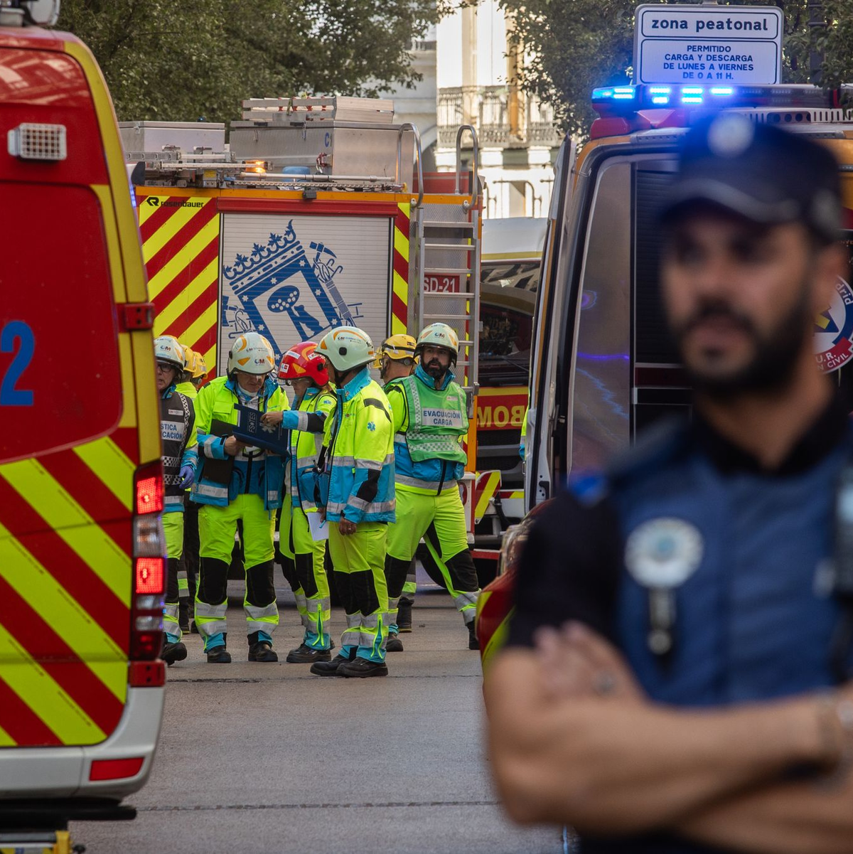 16 Einheiten der Madrider Feuerwehr waren zeitweise im Einsatz. - Foto: Alejandro Martínez Vélez/EUROPA PRESS/dpa