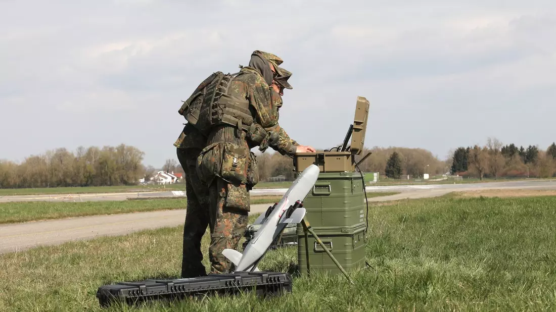 Besserer Schutz vor Drohnen: BAAINBw und TYTAN Technologies vereinbaren Entwicklung einer Drohnenabwehrlösung für Bundeswehrliegenschaften - Bild: presseportal.de