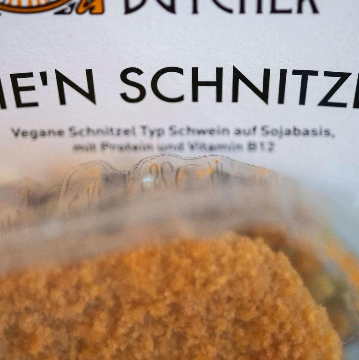 Auch Bezeichnungen, die an bekannte Begriffe wie «Wiener Schnitzel» erinnern, wären von dem Verbot betroffen. (Symbolbild)   - Foto: Marijan Murat/dpa