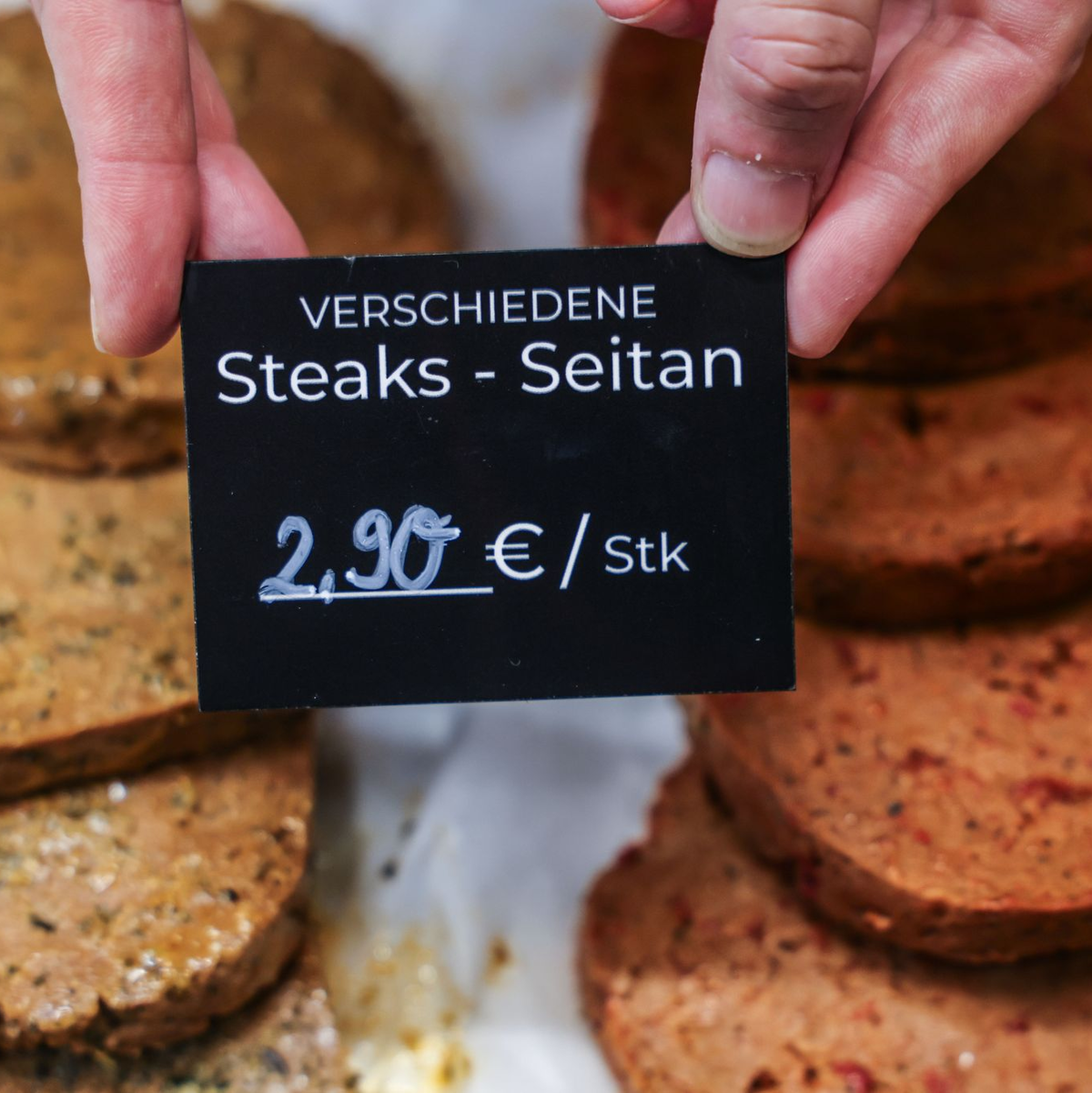 Viele Produkte müssten neue Namen bekommen, sollte das Verbot umgesetzt werden. (Symbolbild)  - Foto: Oliver Berg/dpa